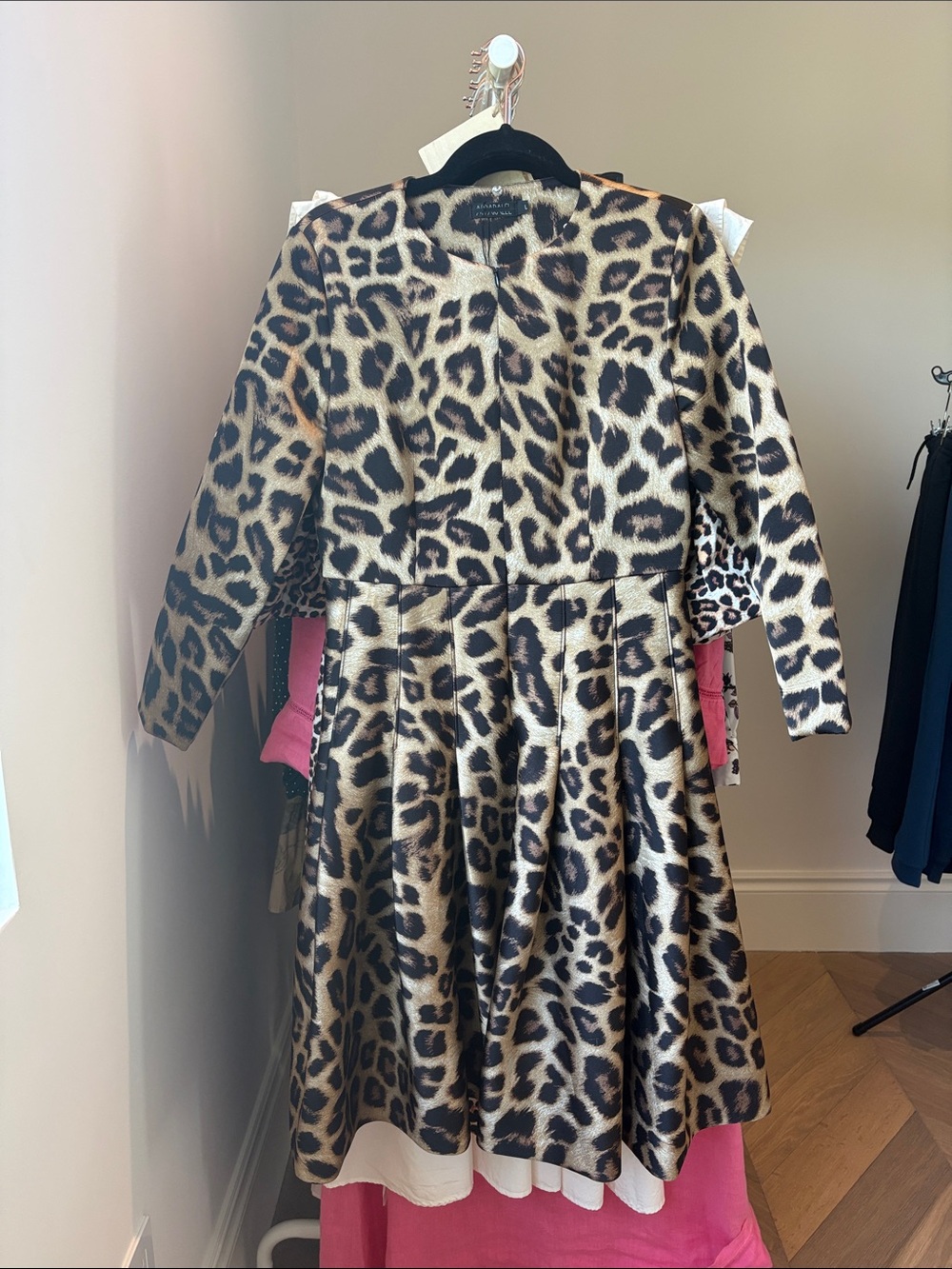 APPARALEL leopard print knee length dress